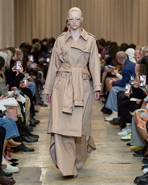 burberry fashion show 2017 tickets|Burberry 2025 collection.